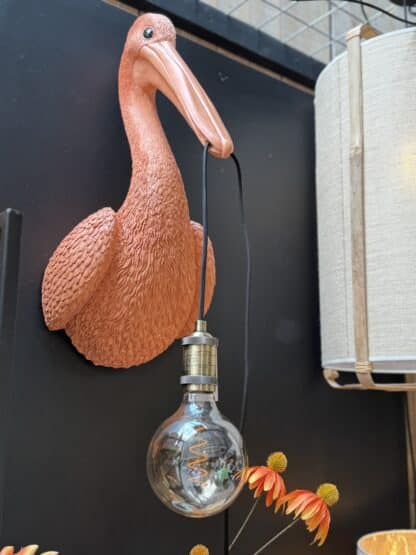 Wandlamp Pelikaan coral , 63 cm hoog.